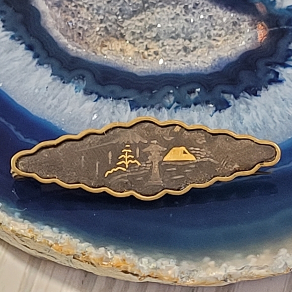 Jewelry - Vintage Damascene Brooch Bar Pin.